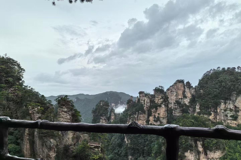 Exclusive VIP Zhangjiajie 3 Days 2 Nights Private Tour Standard Package