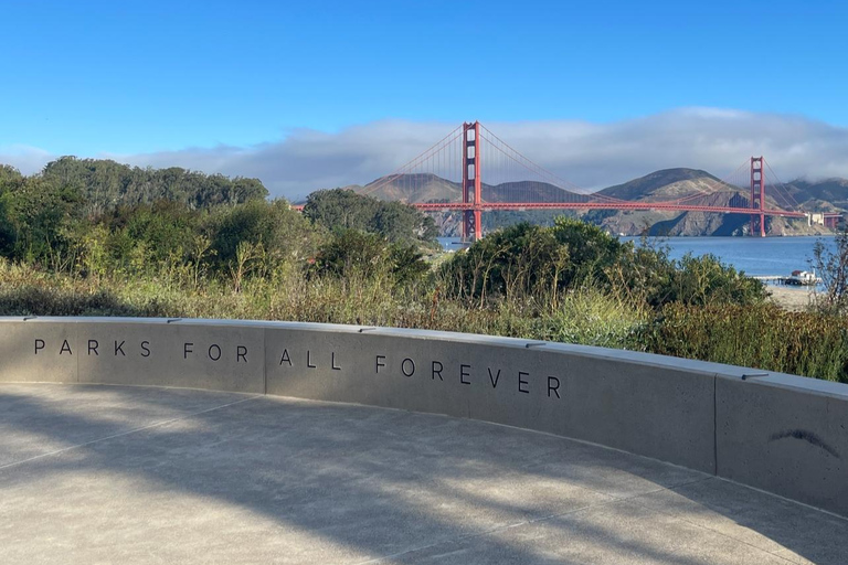 San Francisco: Billionaire's Row e Palace of Fine Arts TourTour a piedi di Billionaire's Row e del Palazzo delle Belle Arti