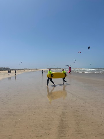 Visit Essaouira  cours de surf 2h in Essaouira