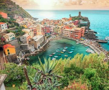 Milán: Cinque Terre Excursión guiada de día completo con crucero