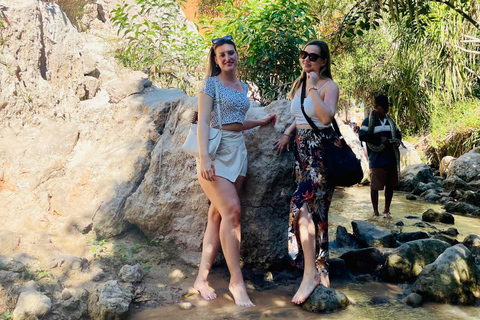 جولة جماعية في موي ني: الكثبان الرملية عند شروق الشمس أو غروبها بسيارة جيب