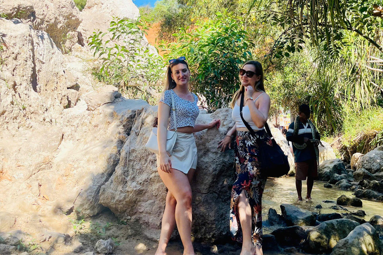 جولة جماعية في موي ني: الكثبان الرملية عند شروق الشمس أو غروبها بسيارة جيب