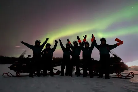 Kemi-Tornio: Night Safari on Snowmobiles