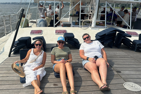 Charleston: Maandag Ladies Night Sunset Sail met Cash Bar