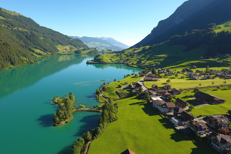 From Bern: Swiss Alps, Lauterbrunnen, &amp; Beatus Caves TourPrivate Tour