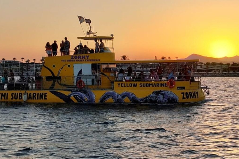 Baai van Larnaca: Cruise bij zonsondergang met een glas wijnLarnaca Baai Zonsondergang Cruise