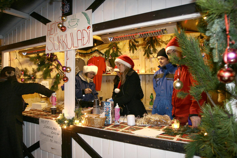 Depuis Reykjavík : Marché de Noël et visite en voiture des Yule Lads