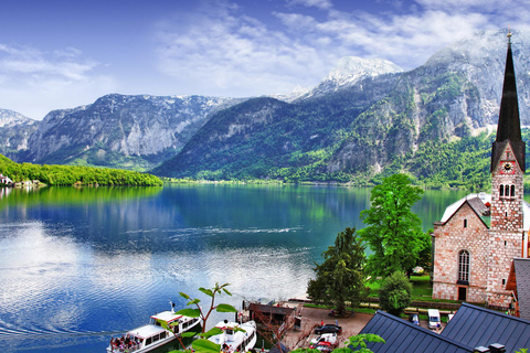 Från Wien: Dagsutflykt till Hallstatt och Salzburg &amp; båtturDelad tur