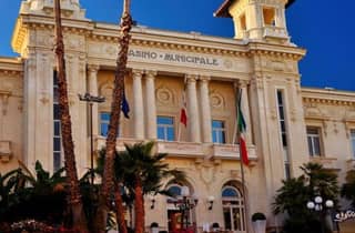 TOUR SANREMO MARKT, VENTIMILLE, MENTON, MONACO, MONTECARLO