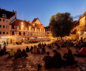 Nürnberg: Die Altstadt im Abendlicht - IN DEUTSCH