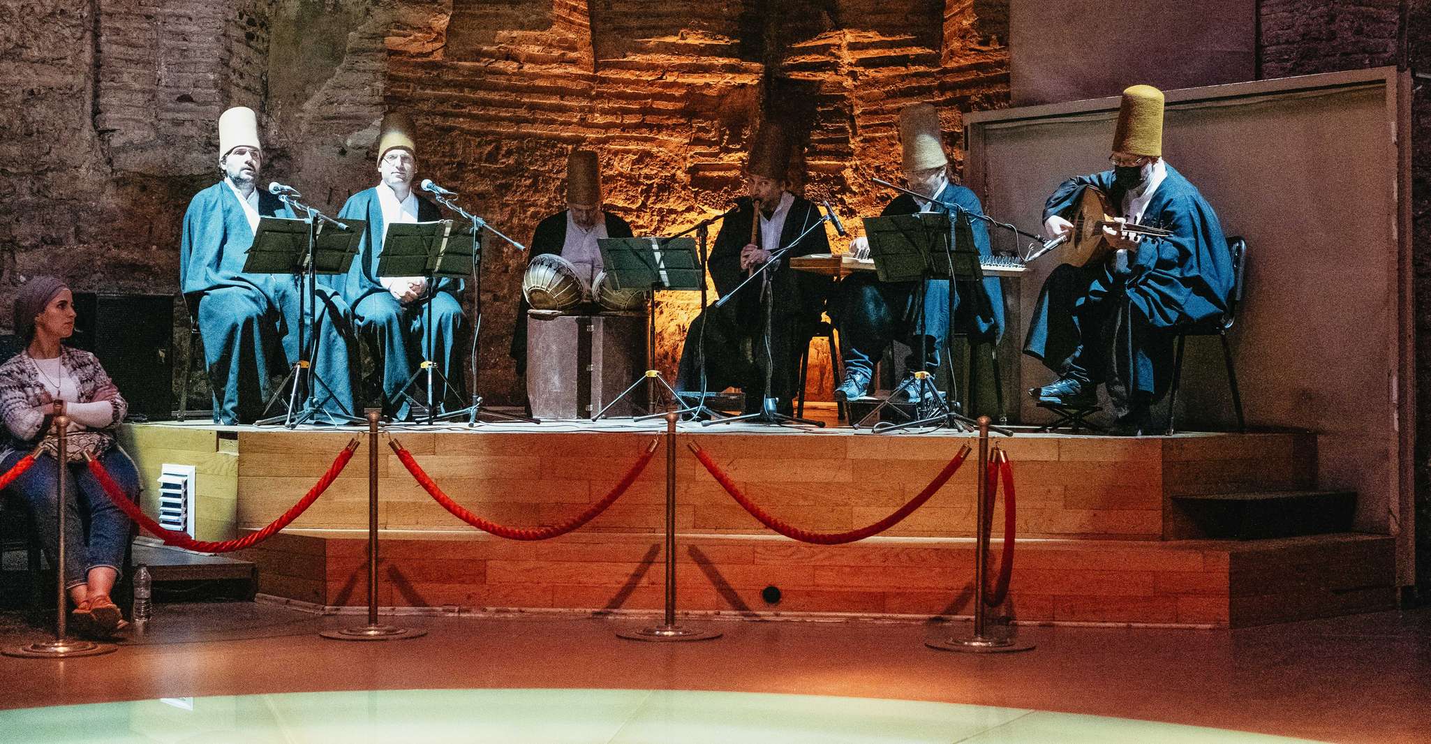 Istanbul, Mevlevi Sema und die Whirling Derwishes Show - Hizvo