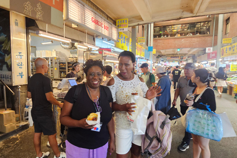 من إنتشون: جولة يومية في سيول لضيوف الرحلة البحريةلضيوف رحلة إنتشون البحرية: جولة سيول ليوم واحد