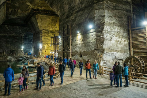 Dracula's Tomb & Slanic Salt Mine Tour from Bucharest Ghid audio în 24 de limbi