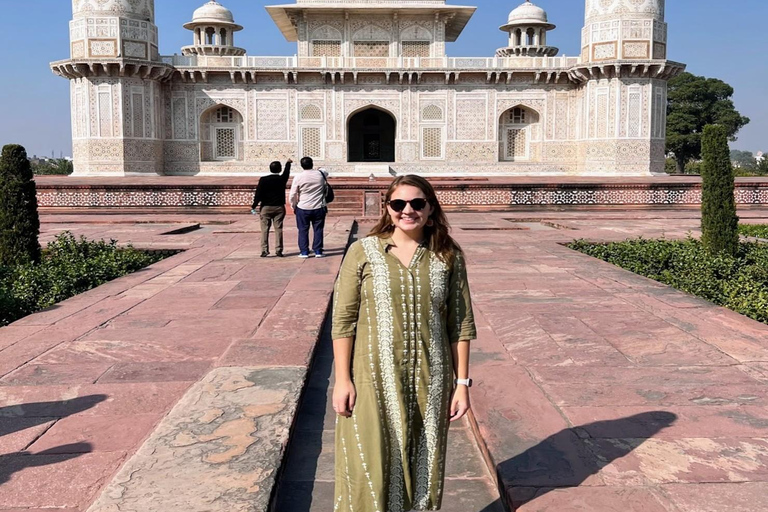 Dezelfde dag Tajmahal Agra Fort & Baby Taj met de auto vanuit Delhi