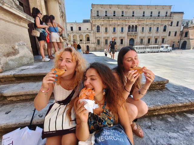 Lecce: Small-Group Food Tour Through the Baroque Old Town