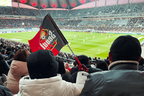 Guardare una partita di sport e sperimentare il cibo locale a Seoul