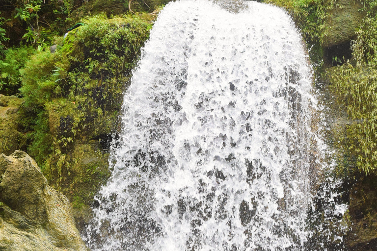Yogyakarta: Pindul Cave & Puncak Segoro Indian ocean view Yogyakarta: Pindul Cave & Puncak Segoro Indian ocean view