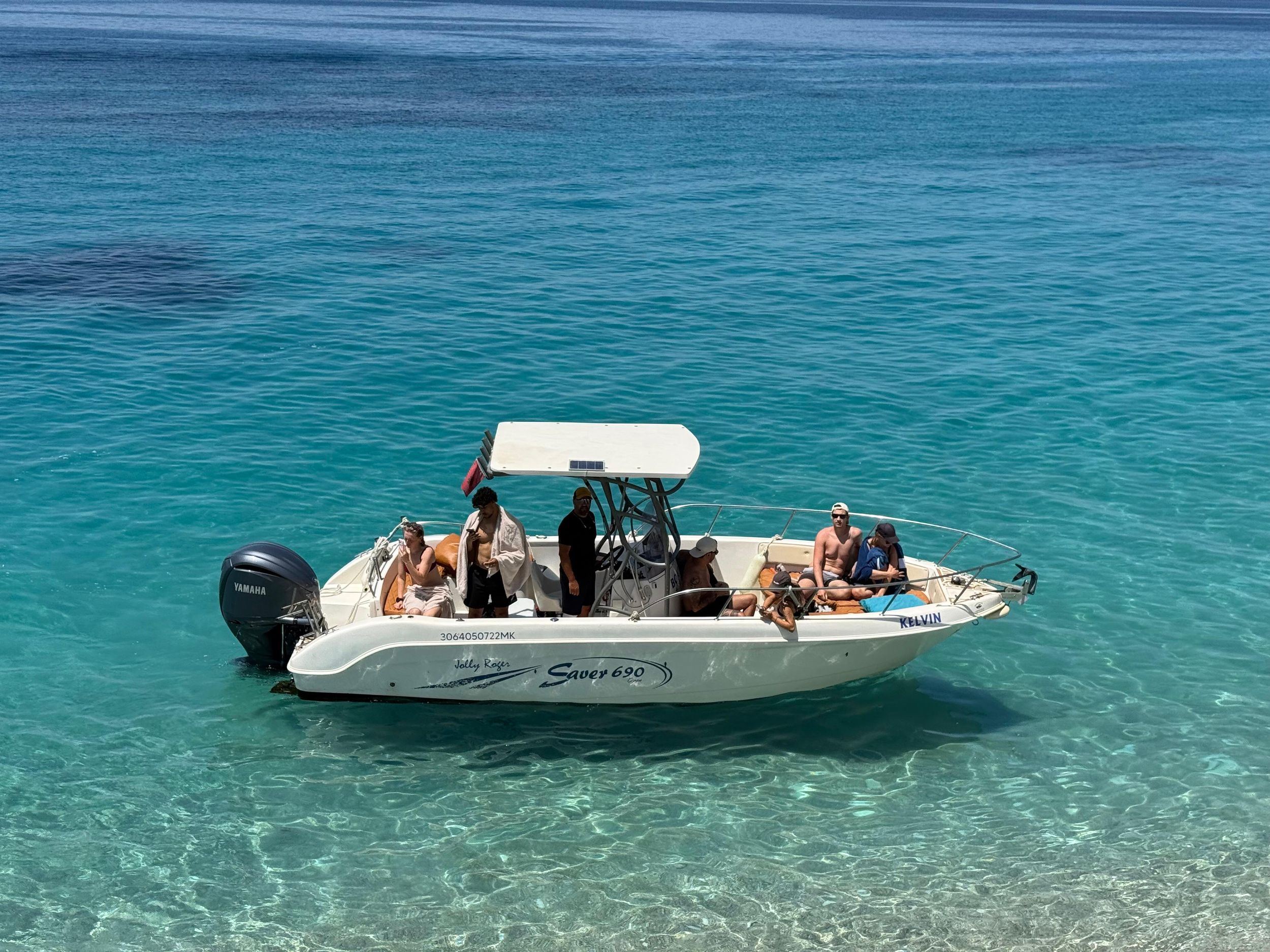Bootstour in Saranda: 7 geheime Orte + kostenloser Sonnenschirm & Getränke