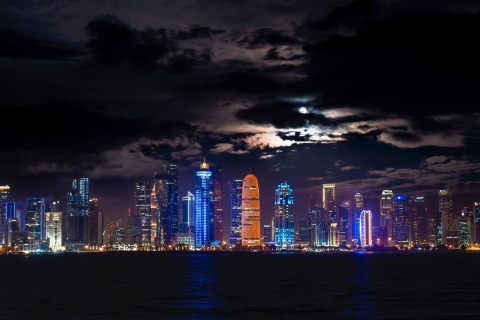 Doha: Tour nocturno privado de la ciudad con guía profesional.