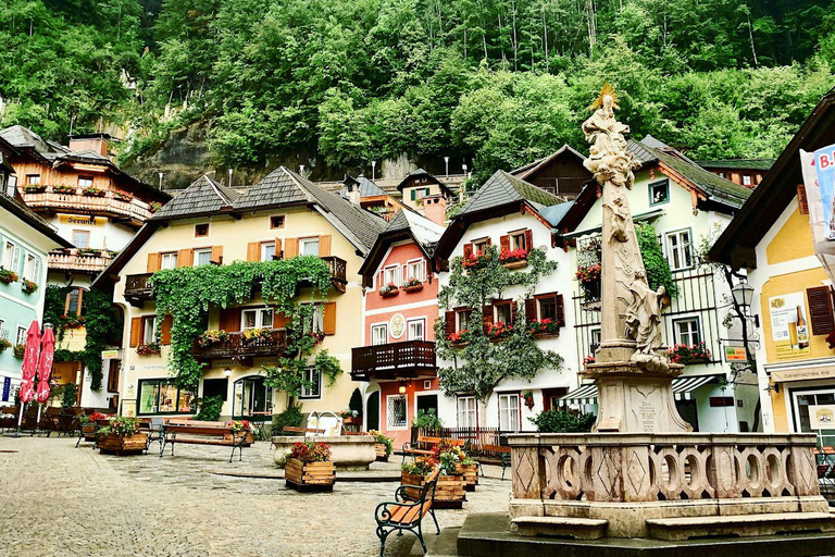 Au départ de Vienne : Excursion guidée à Melk, Hallstatt et Salzbourg