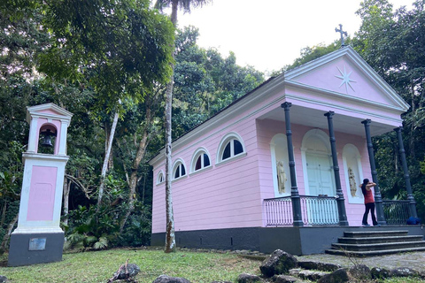 Tijuca Forest´s hike: caves, waterfalls and great views