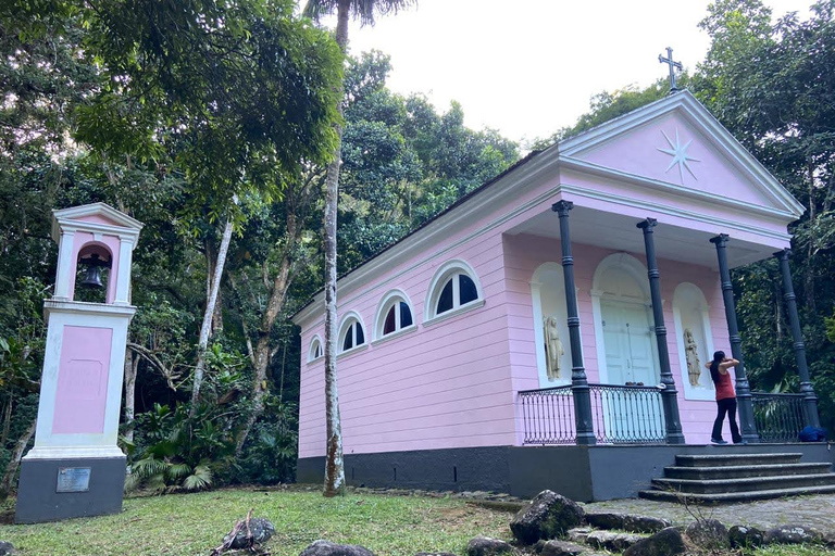 Tijuca Forest´s hike: caves, waterfalls and great views