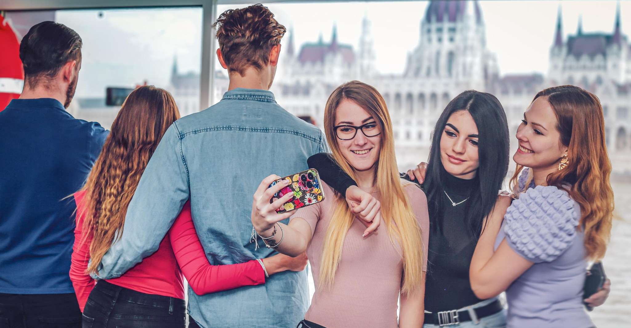 Budapest: Nighttime or Daytime City Sightseeing Cruise photo 10