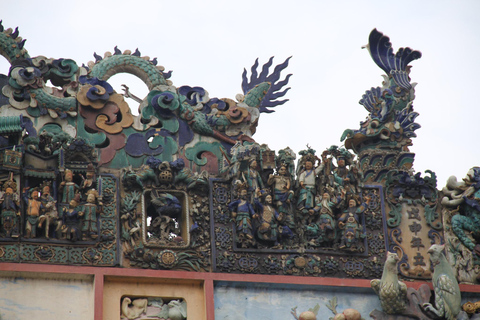 Ho Chi Minh: Colonial Landmarks, War Museum, and Cholon Tour Private Tour