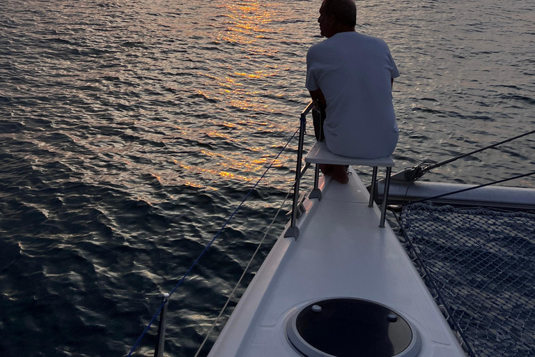Naviguer sur un catamaran est une aventure amusanteNaviguer sur un catamaran : une aventure agréable