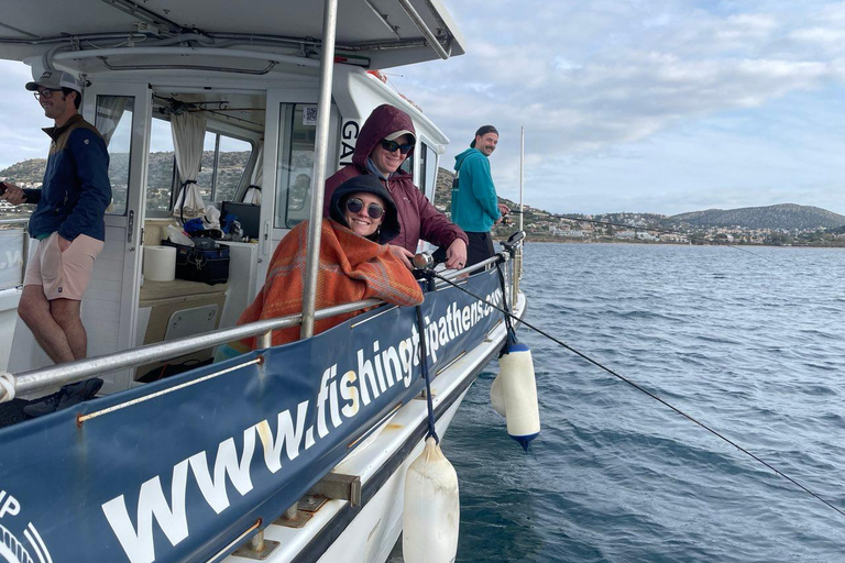 Atenas: Experiencia de pesca en barco con comida marinera