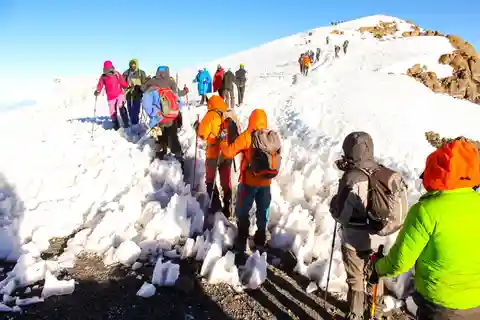 9 dias de subida ao Monte Kilimanjaro - Circuito do Norte