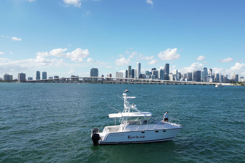 Valencia: Catamaran Boat Rental with Captain and Drinks 3 HOURS MIAMI VLC
