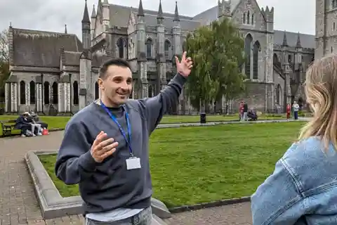 Дублин: 2-часовая пешеходная экскурсия с гидом по центру города