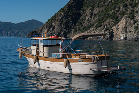 From Levanto or Monterosso: Guided Cinque Terre Boat Cruise From Levanto or Monterosso: Guided Cinque Terre Boat Cruise