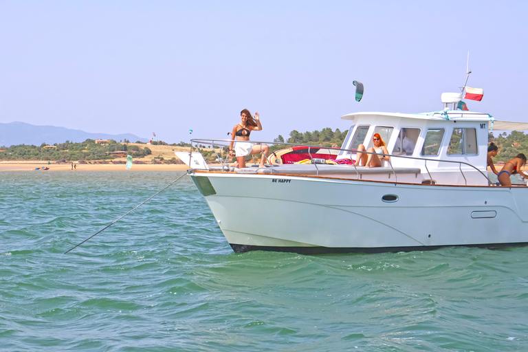 Algarve - Yacht in BE HAPPY Algarve - Yacht in BE HAPPY Half Day (3:30h)