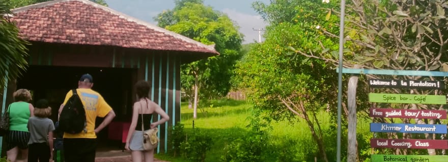 Visite secrète de La Plantation, Kep, lac secret et marais salant