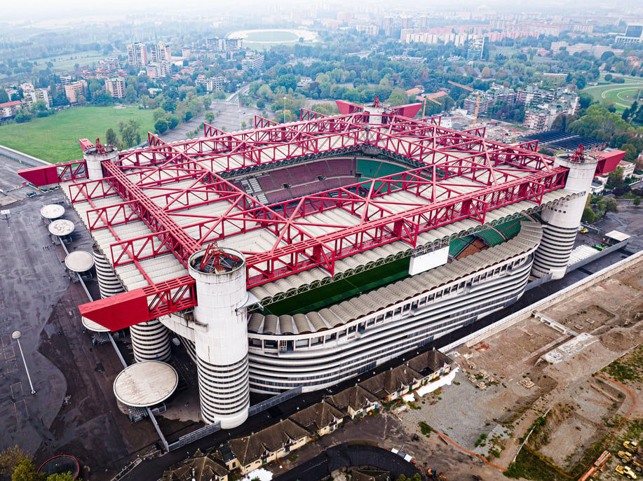 Skywalk-Tour im San-Siro-Stadion in Mailand Skywalk-Tour im ...