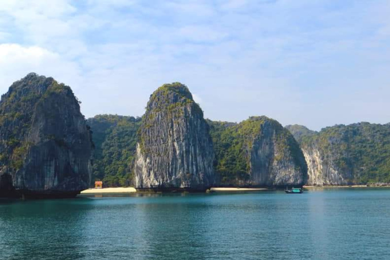 Lan Ha Bay: Full day – Lunch, Kayak, Cave, Biking