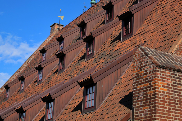 Exclusive Gdańsk: Museums, Skyline Toast & Michelin Dinner