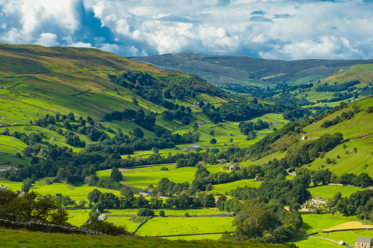 Recorrido en coche por el Parque Nacional de Yorkshire Dales con una APP