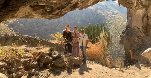 Oaxaca: Mitla Caves, Tlacolula Market, & Textile Tour