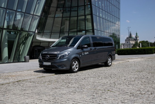 Visit Katowice Pyrzowice KTW to Krakow City Private Transfer in Katowice