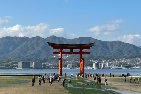 Hiroszima i Miyajima UNESCO - 1-dniowa wycieczka autobusowaZ dworca JR Hiroshima (bez lunchu)