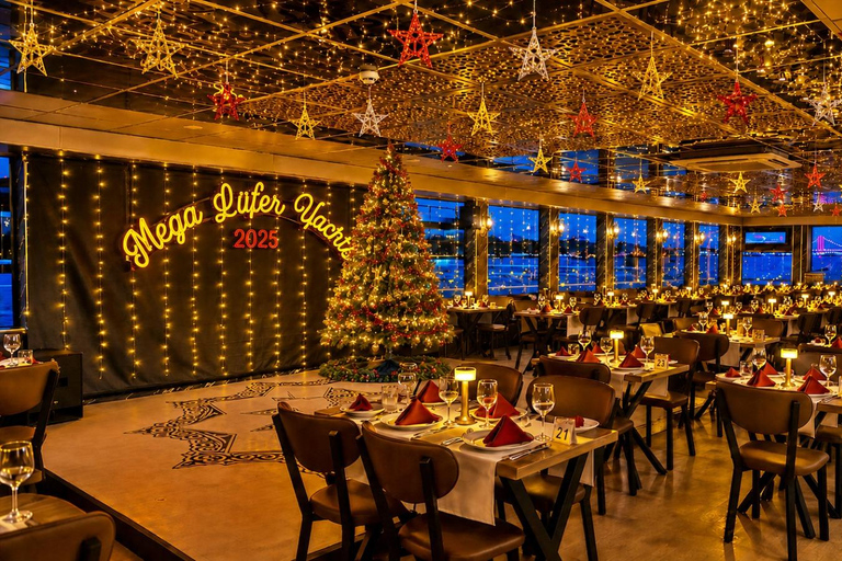 Istanbul: New Year's Eve Bosphorus Cruise w/ Dinner Option VIP Dinner Menu, Alcoholic Drinks, and Hotel Transfer