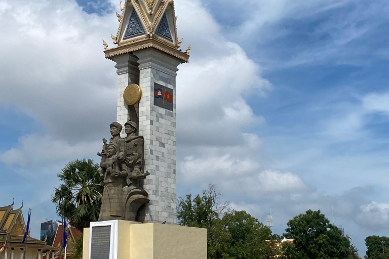 Top 10 Attraktionen in Phnom Penh, KambodschaTötungsfelder und Völkermordmuseum Tuolsleng