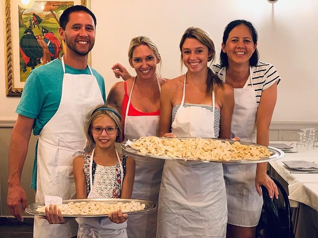 Rome: Trastevere Pasta &amp; Tiramisu Class with Fine Wine