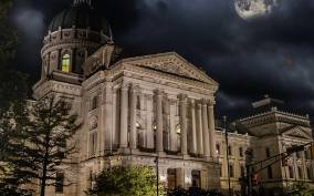Indianapolis: Crossroads Ghosts Haunted Walking Tour