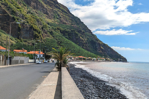 Madeira Southwest in 4h: R. Brava, P. do Sol &amp; Paúl do MarFrom Funchal: Madeira Southwest Coast Half-Day Private Trip