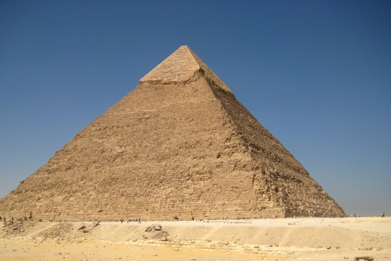 Piramida Khafre'a - wycieczka z przewodnikiemJednodniowa wycieczka z przewodnikiem do piramid w Gizie, w tym piramida Chefrena