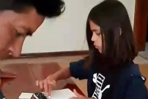 Quito Historic Center: Poncho Museum & Finger Painting Workshop & Souvenir Quito's Historic Center: Poncho Museum, Finger Painting Workshop, and Souvenir